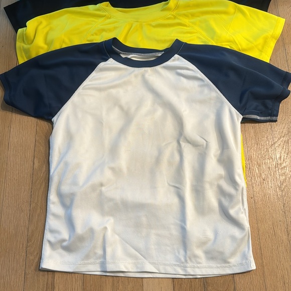 Kanu swim shirts rash guards for kids - 6 piece bundle - size 10/medium - Picture 4 of 7